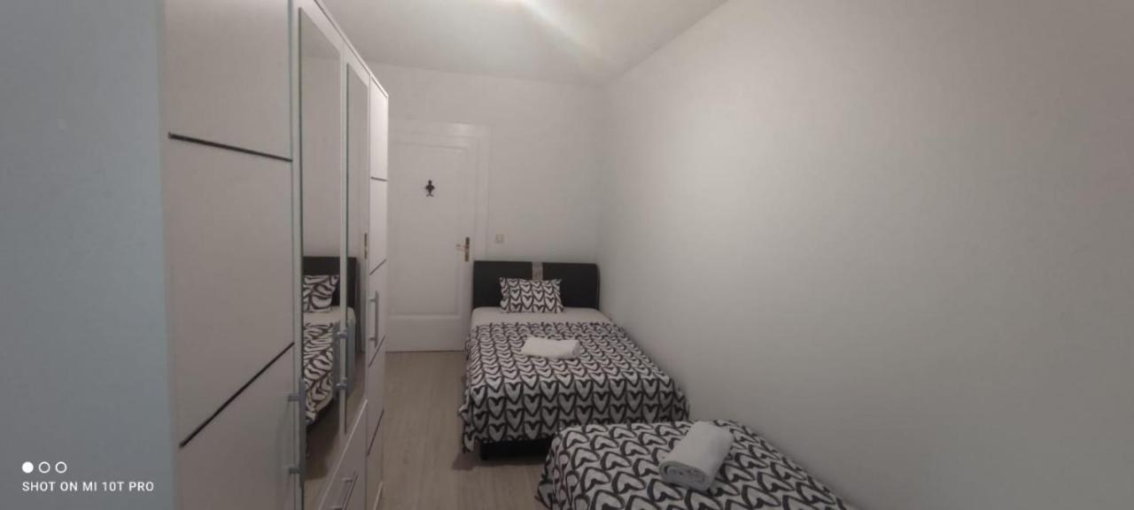 Apartman R&R,3 Room Apartman In The Center Šibenik Exterior foto